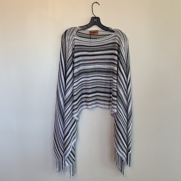 💕x2HP💕Missoni black and white fringe caftan poncho zig zag chevron print top - Picture 6 of 11